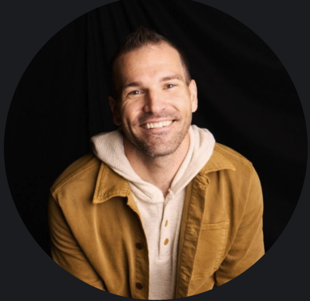 Josh Cramoy Headshot